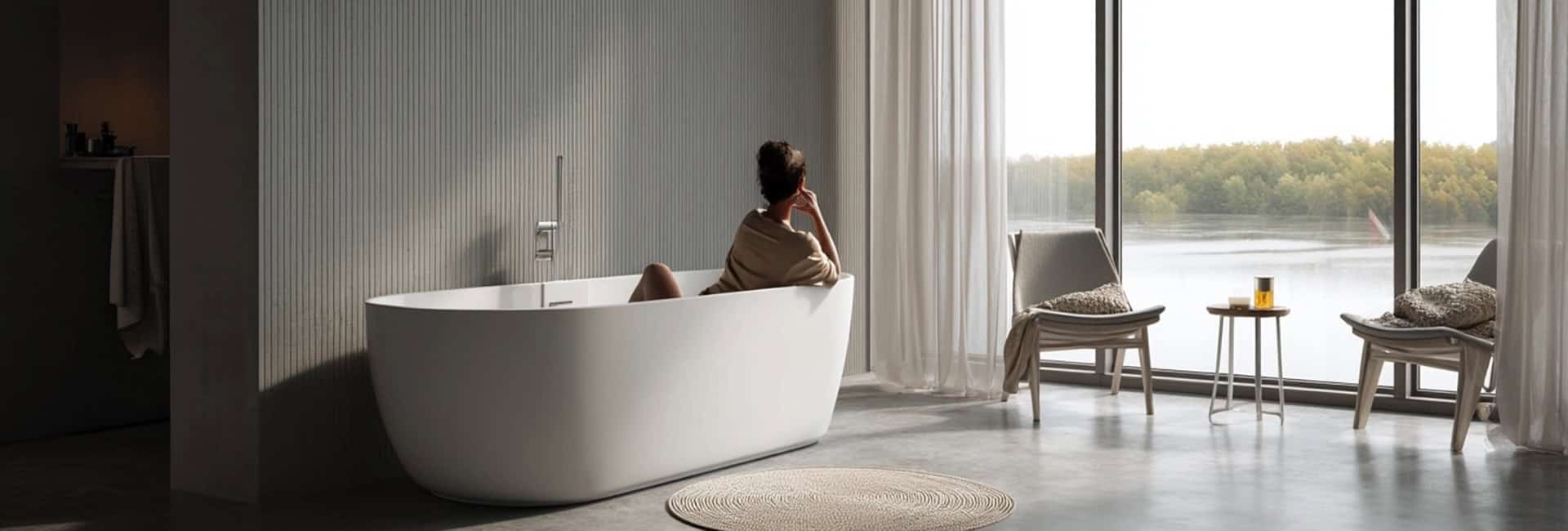 Bathtub overall display with chrome tub faucet Bathtub overall display with chrome tub faucet