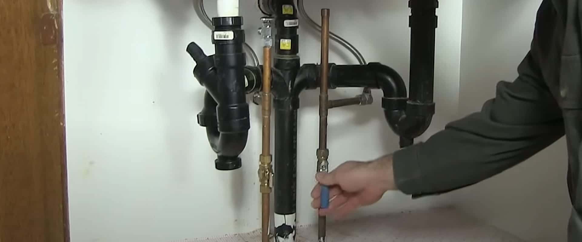Remove kitchen sink – Turn Off the Water Supply Remove kitchen sink - Turn Off the Water Supply