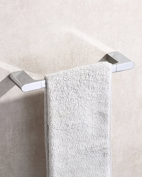 Towel bars with oval design