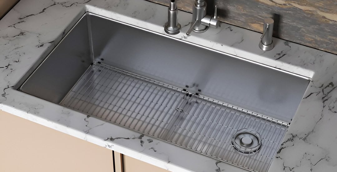 Undermount kitchen sink with single bowl