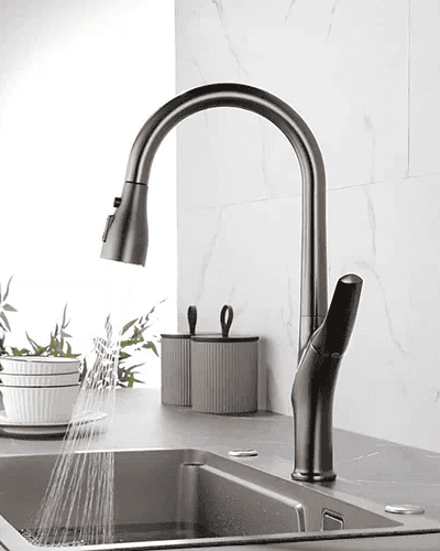 Kitchen Fixtures Manufacturer Kitchen faucet with 2 sprayers -K686