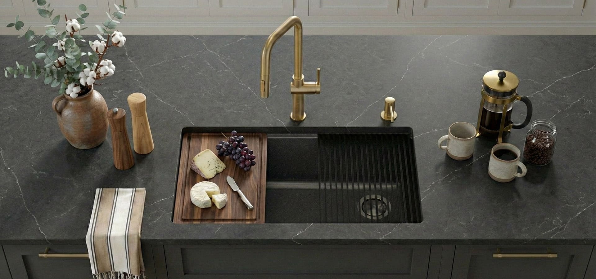 Brushed gold pull-down kitchen faucet K759A01 with black kitchen sink