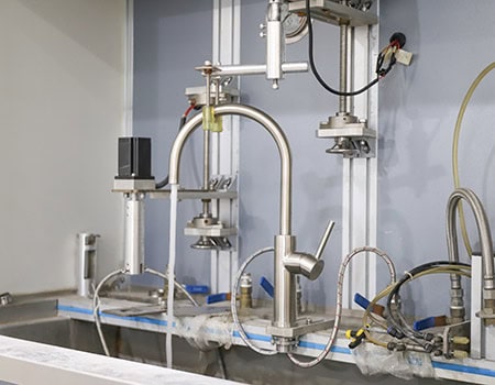 life testing in Luxuryhome laboratory OEM & ODM China Faucet Manufacturer