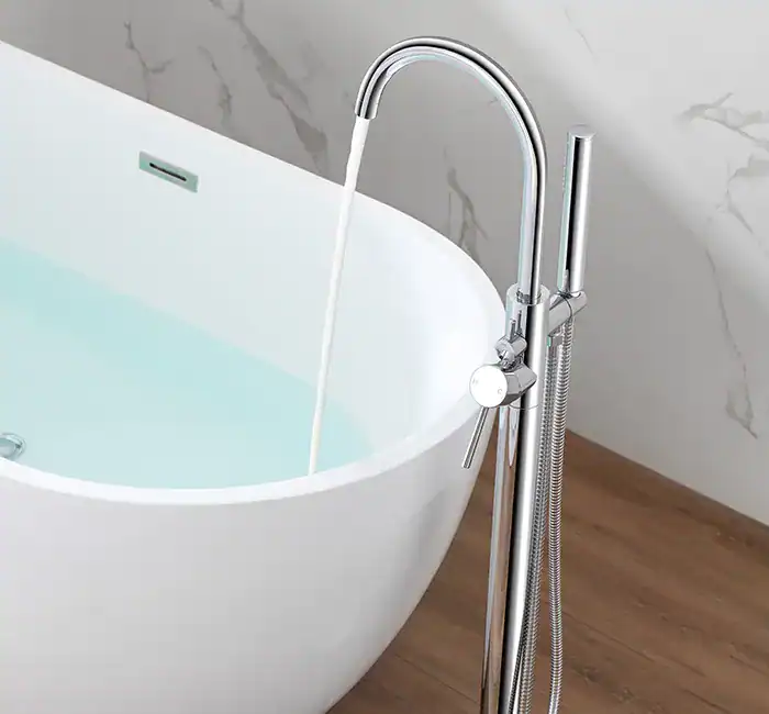 chrome floor mounted bathtub faucet s123